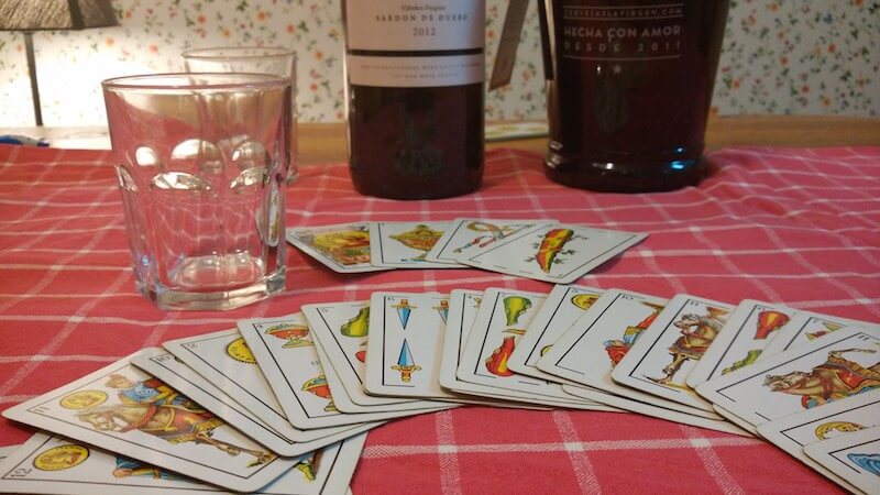 Traditional Spanish card games